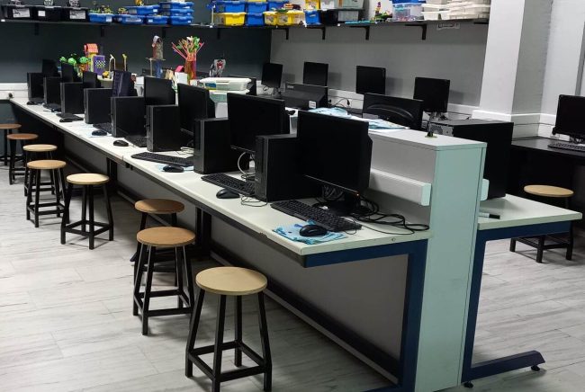 Εργαστήριο Υπολογιστών
